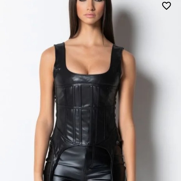 Corset top - Picture 6 of 7